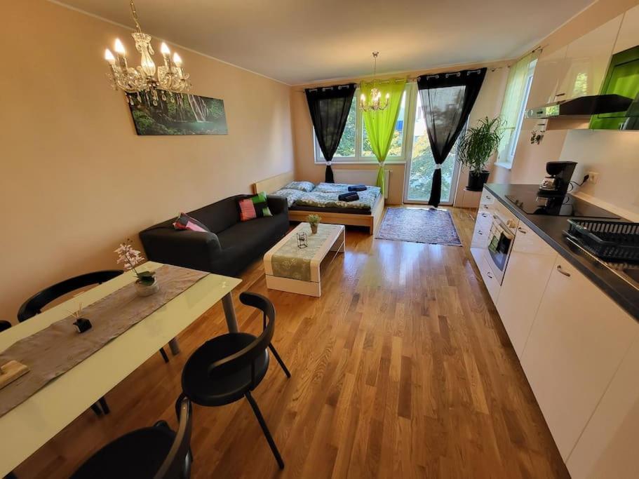 Enjoy Apartament *